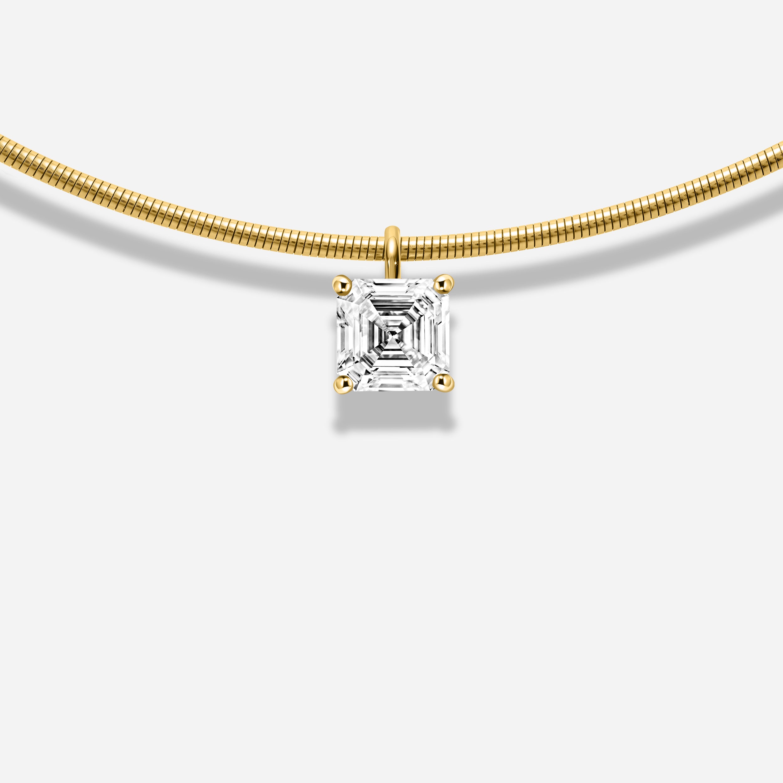18K GOLD ASSCHER CUT DIAMOND