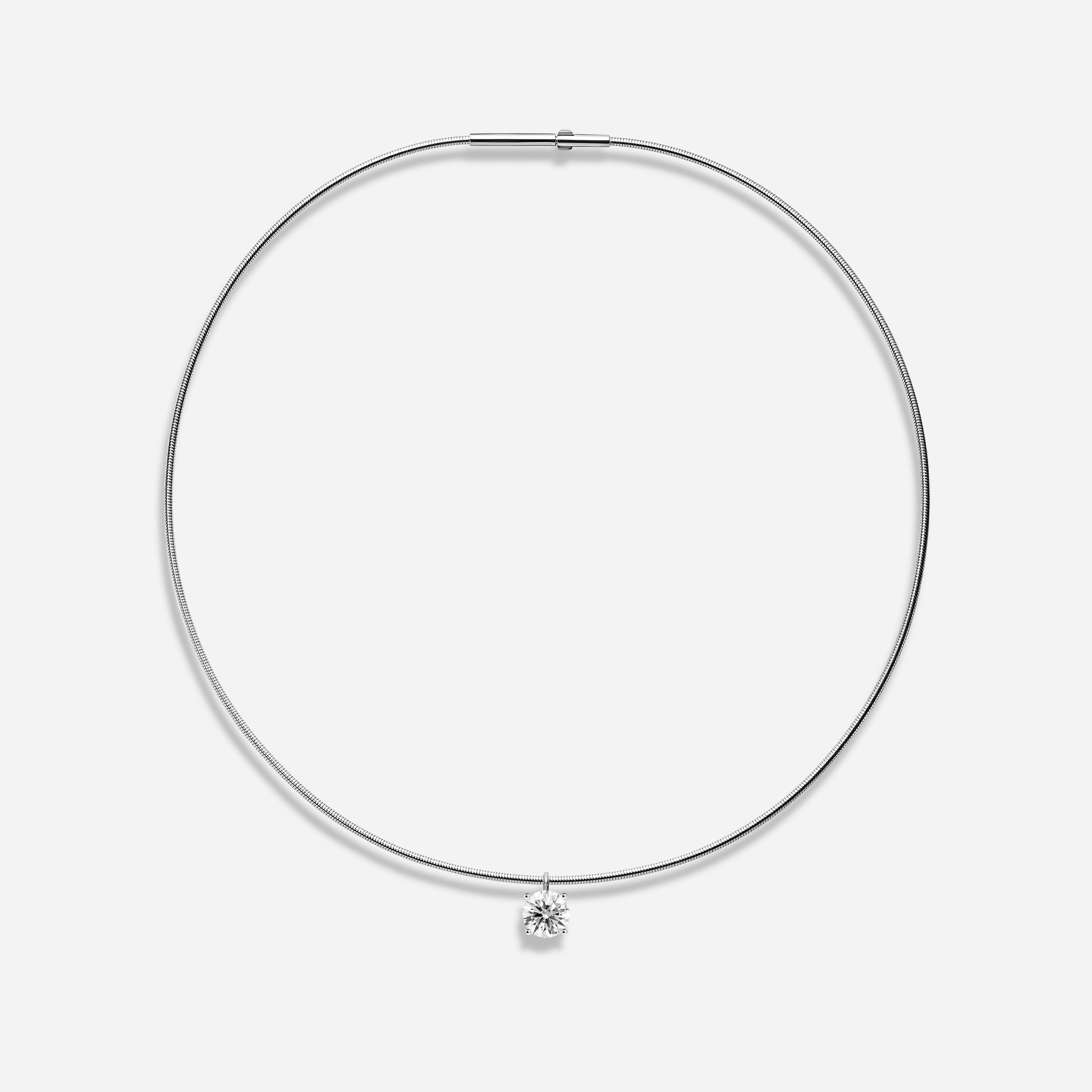 18K GOLD ROUND BRILLIANT CUT DIAMOND