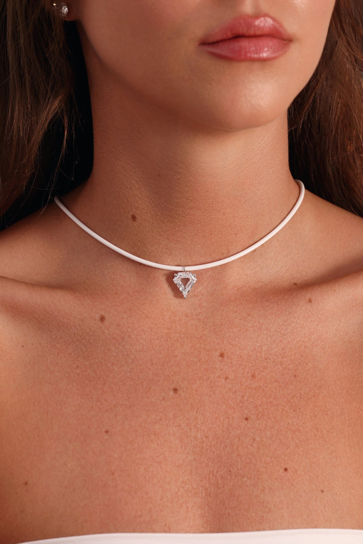 18k GOLD PENTAGONAL CUT DIAMOND
