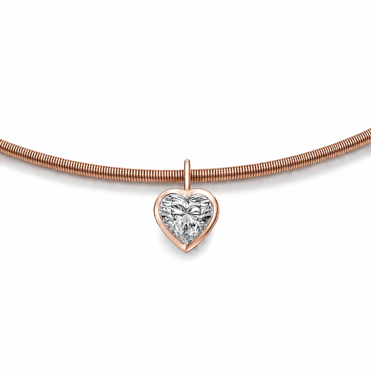 18k GOLD HEART SHAPE BEZEL DIAMOND
